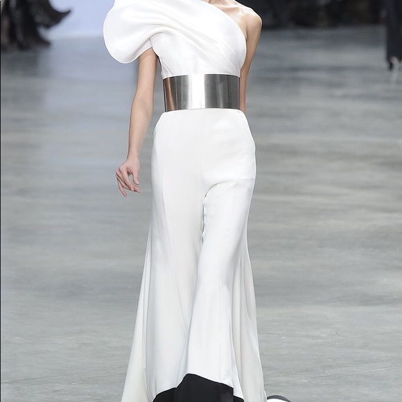 Meet your Posher, Ebony - Picture 4 of 8